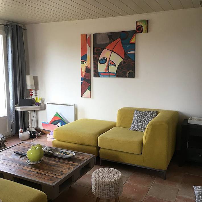 Gîte pour 8 personnes, avec jardin et terrasse ainsi que jacuzzi et piscine, animaux acceptés dans les Alpes-de-Haute-Provence - 3
