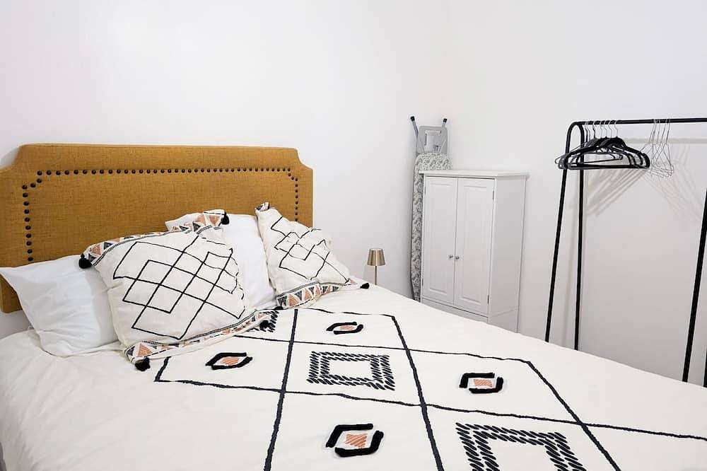 Entire apartment, Escape stay in Houilles, Yvelines