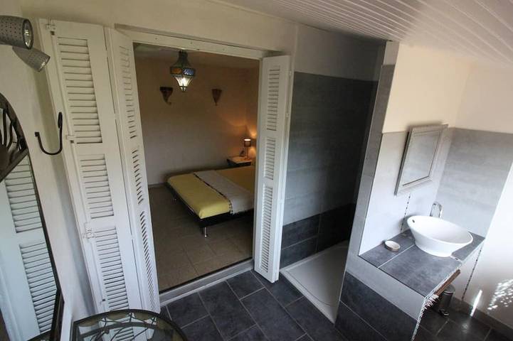 Location de vacances pour 8 personnes, avec jardin dans Saint Antoine (Ghisonaccia) - 4