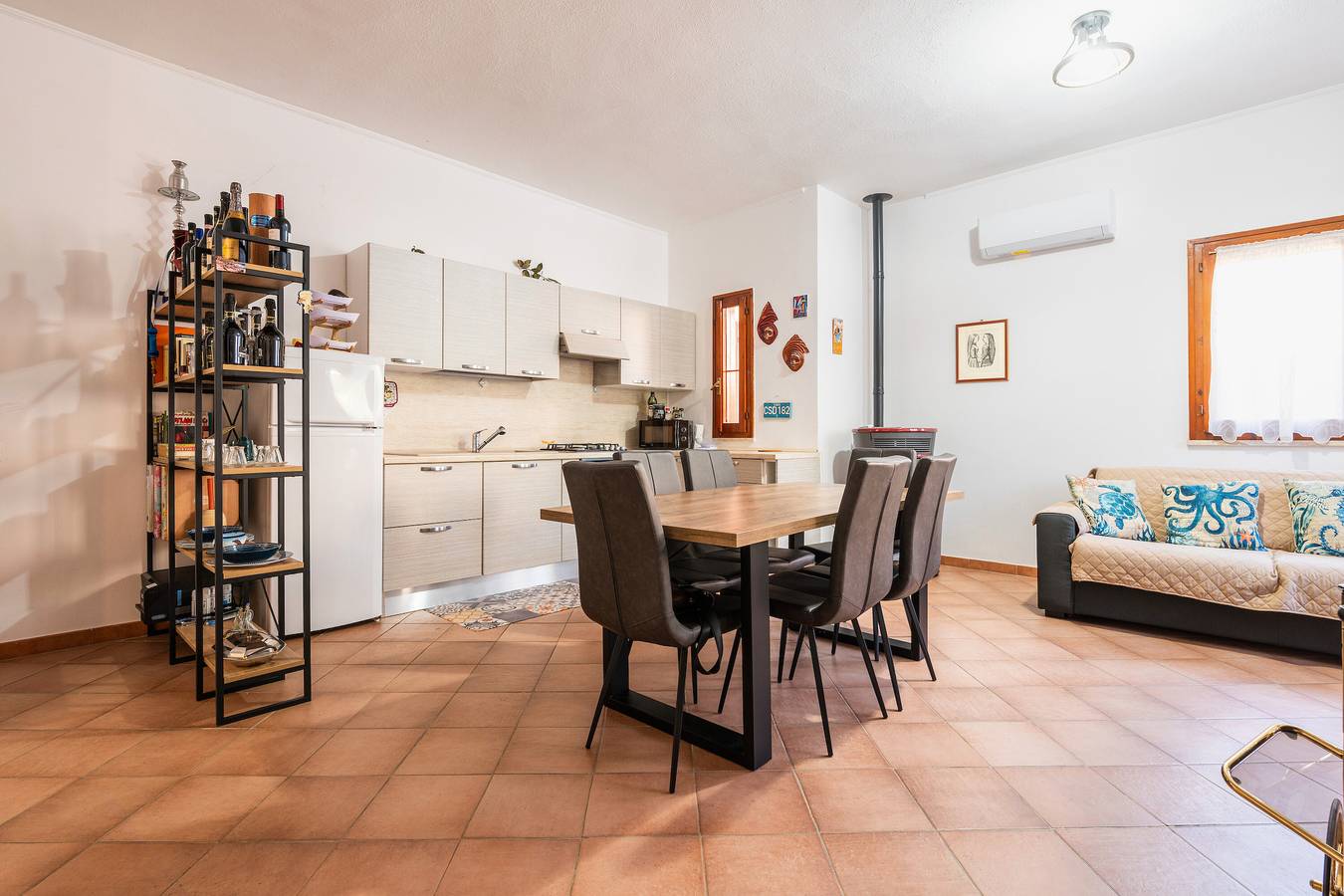 Maison de vacances 'Casa Vacanza Mar Mediterraneo 21' avec terrasse privée, jardin et Wi-Fi in Flumini di Quartu, Sant'Andrea (Sardegna)