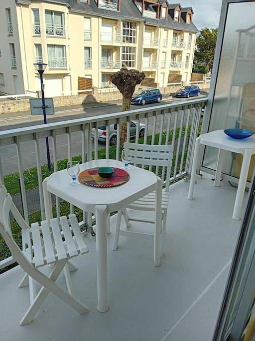 Gîte pour 4 personnes, avec balcon et vue dans Office De Tourisme De Saint Cast Le Guildo - 3