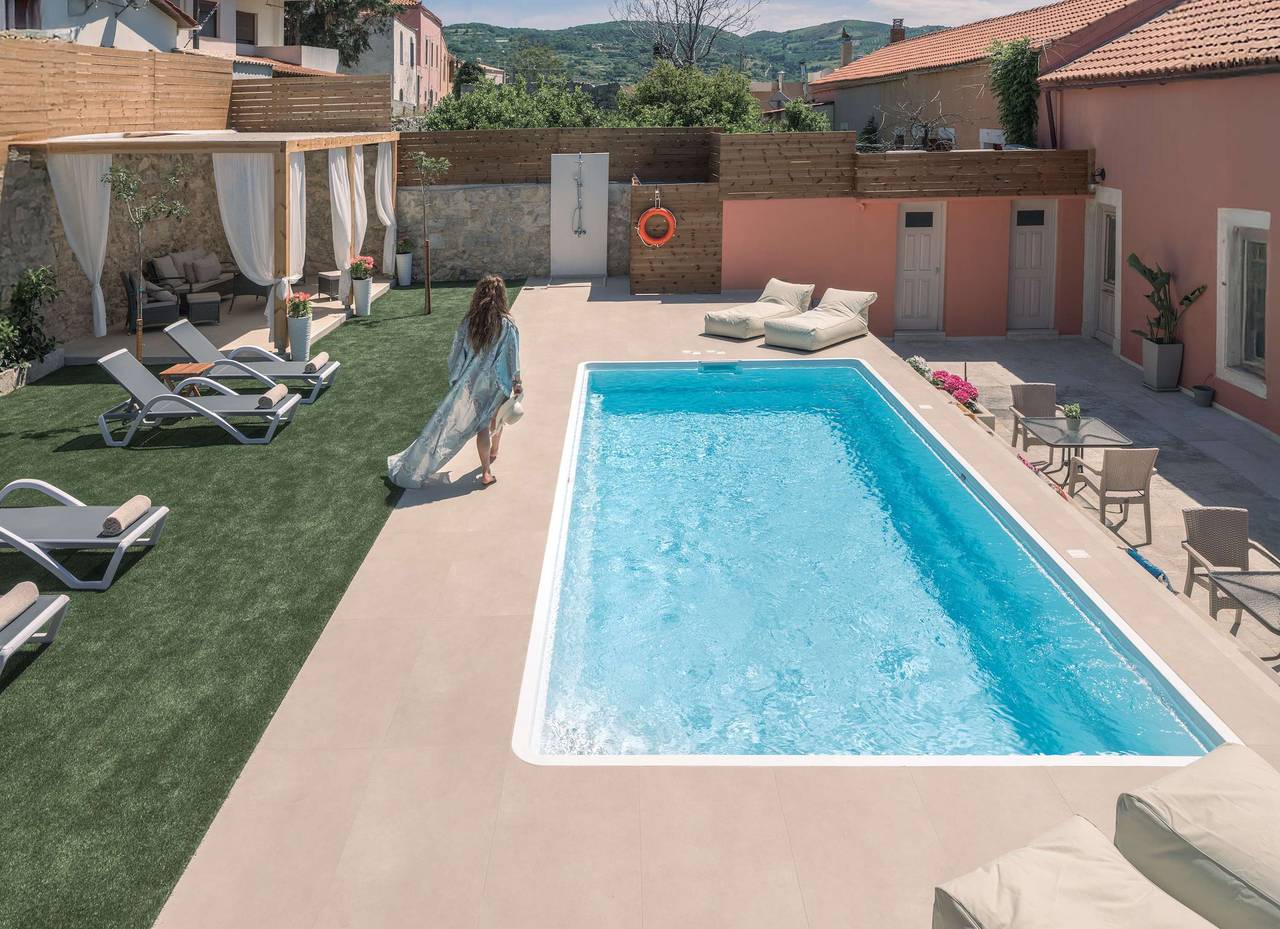 Ganze Wohnung, Ferienwohnung für 3 Personen mit Garten in Iraklio-Heraklion und Umgebung