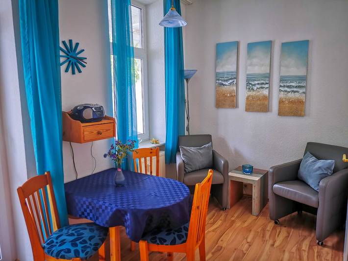 Ferienwohnung für 3 Personen, mit Balkon und Pool sowie Sauna in Binz - 3