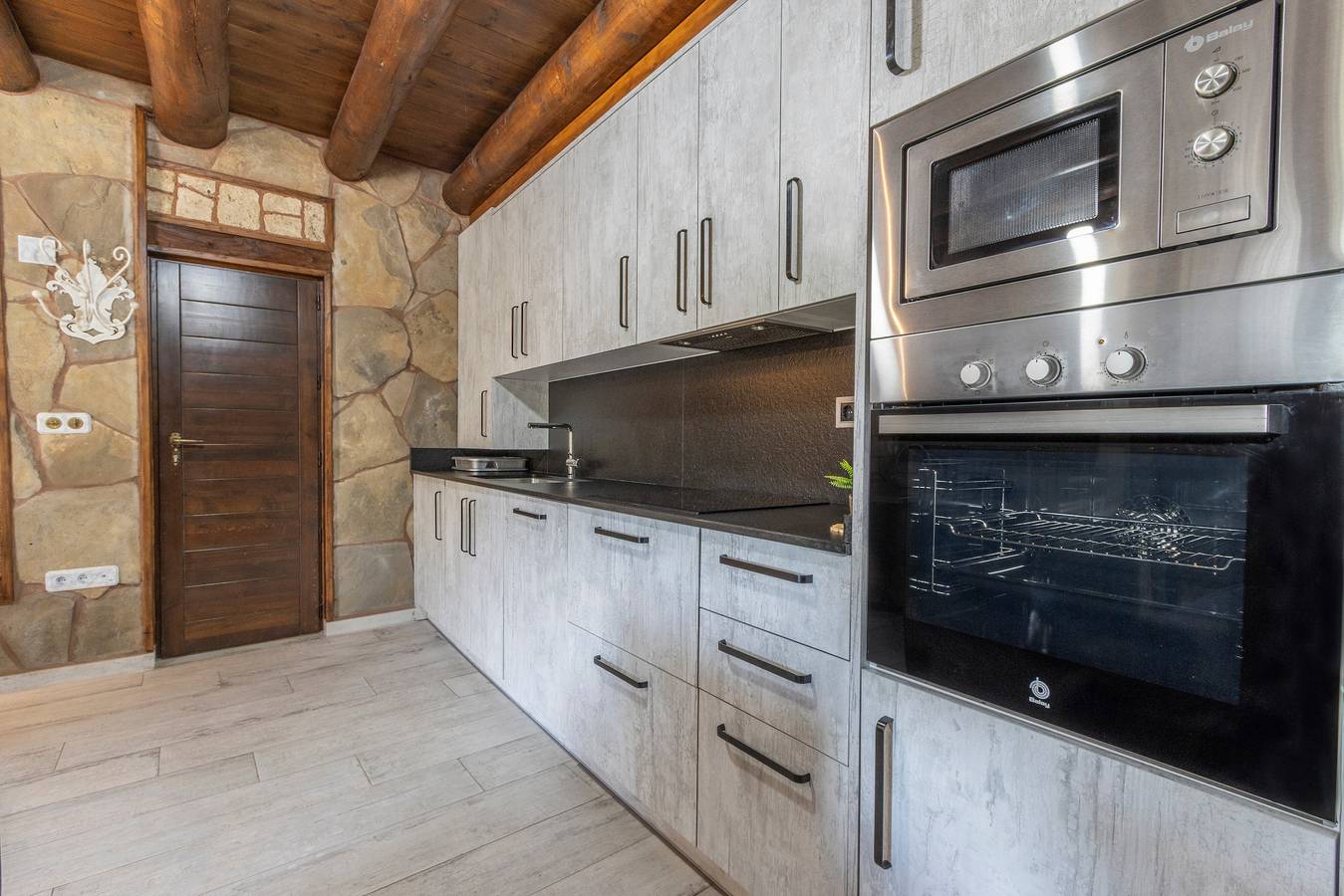 Apartamento 'Galamín' con vistas a la montaña, terraza privada y Wi-Fi in Fiscal, Pirineos