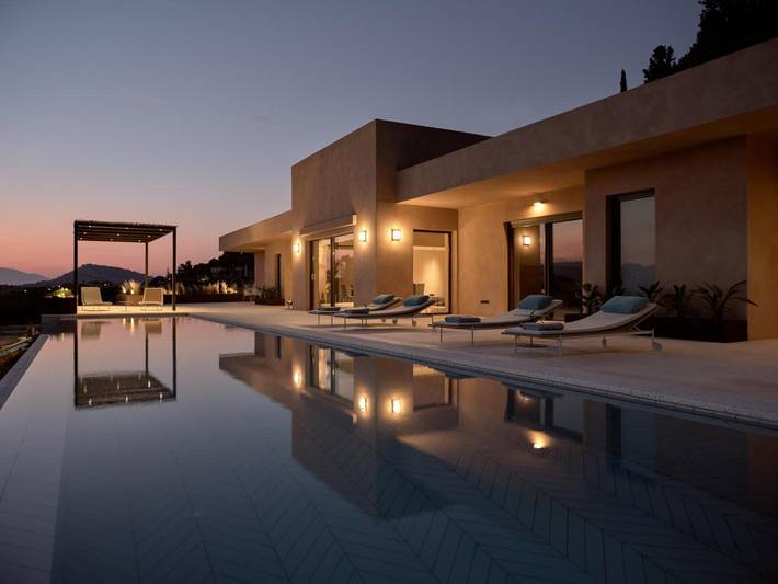 Location de vacances pour 8 personnes, avec jardin dans Kalamaki - 3