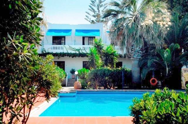 Gîte pour 3 personnes, avec vue ainsi que piscine et jardin, animaux acceptés dans Kalyves - 4