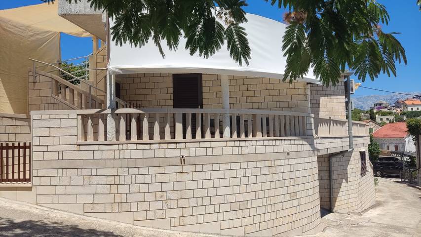 Ganze Wohnung, 2-Zimmer-Ferienwohnung mit Terrasse und Meerblick Sumartin, Brac A-2951-a in Sumartin, Brac