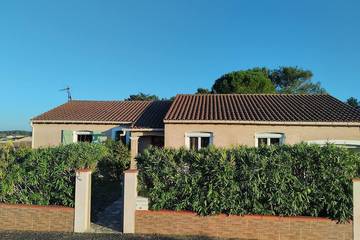 Gîte pour 6 personnes, avec terrasse et jardin à Pennautier