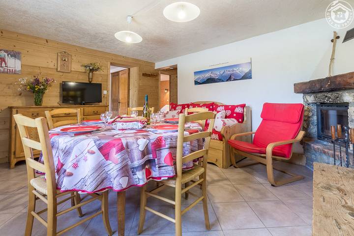 Gîte pour 5 personnes, avec terrasse, animaux acceptés à Hauteluce - 2