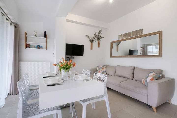 Gîte pour 5 personnes, avec jardin à Mandelieu-la-Napoule - 4