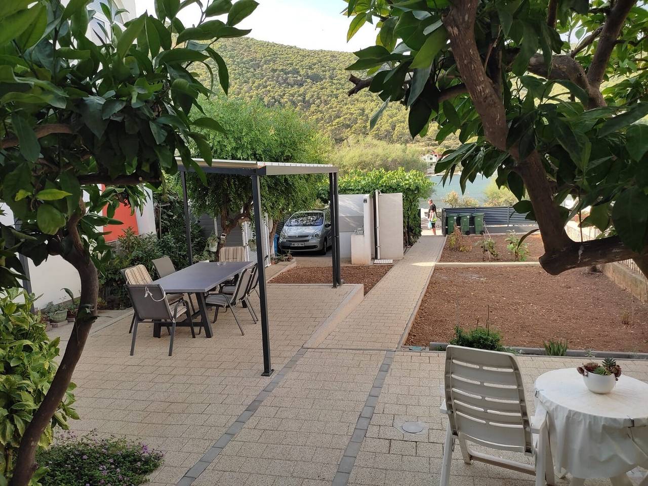Ganze Wohnung, Apartments Neve Beachfront in Grebastica, Šibenik-Knin