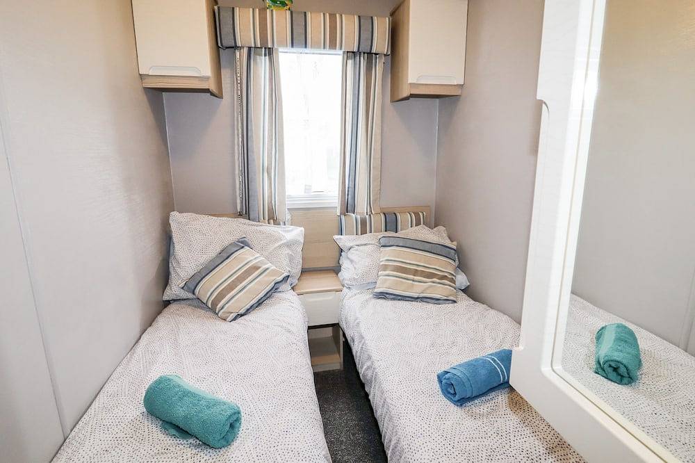 Beachcomber D35, pet friendly, character holiday cottage in Towyn in Towyn, Conwy und Umgebung