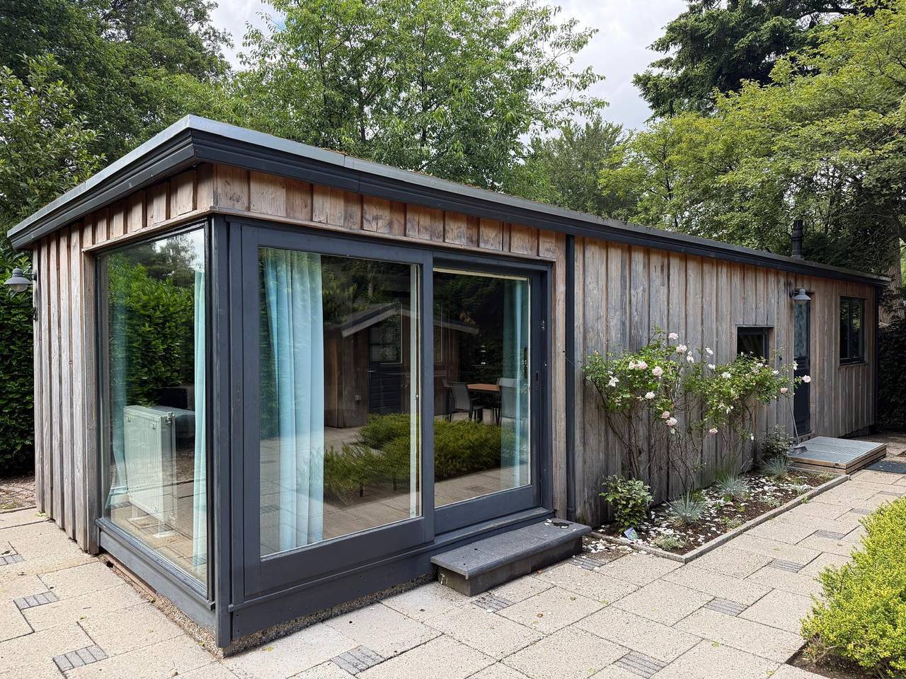 Bungalowpark Het Verscholen Dorp — Private Lodge in Harderwijk, Veluwe