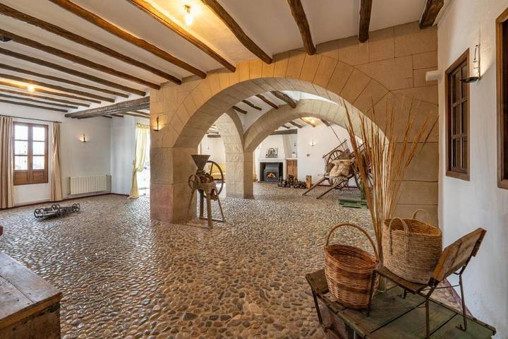Casa de huéspuedes para 2 personas, con Terraza además de Jardín y Piscina en Almedinilla