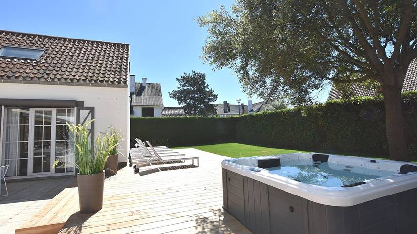 Ferienhaus mit Meerblick für 20 Personen, mit Whirlpool und Garten in Belgien - 2