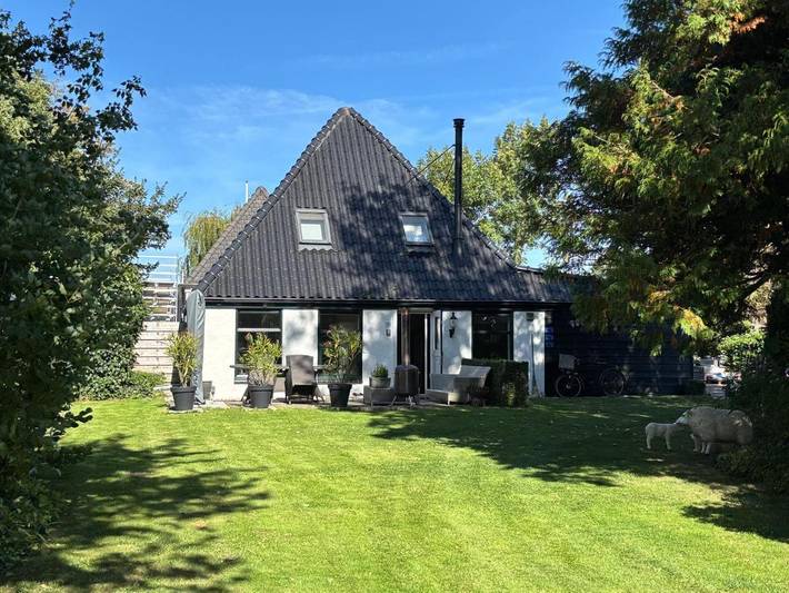 Appartement de vacances pour 2 personnes, avec sauna ainsi que jardin et vue