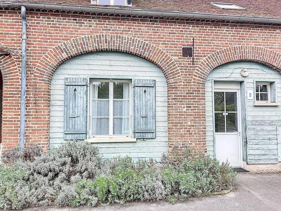 Appartement entier, Le Lodge - Bleu lavande in Le Meux, Oise
