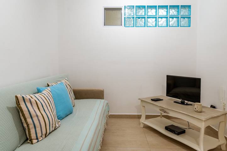 Ferienhaus 'Afroditi Ftelia Yasemi B' mit Bergblick, Wlan und Klimaanlage in Mykonos