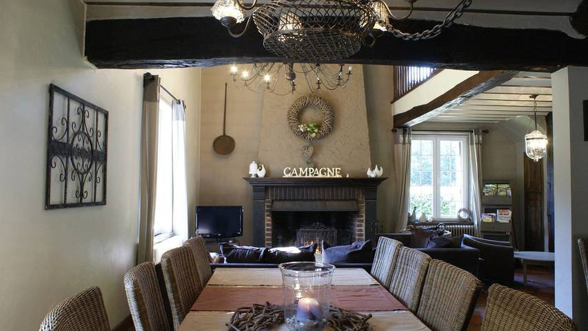 Location de vacances pour 12 personnes, avec jardin et jacuzzi ainsi que terrasse et sauna à Malmedy - 2