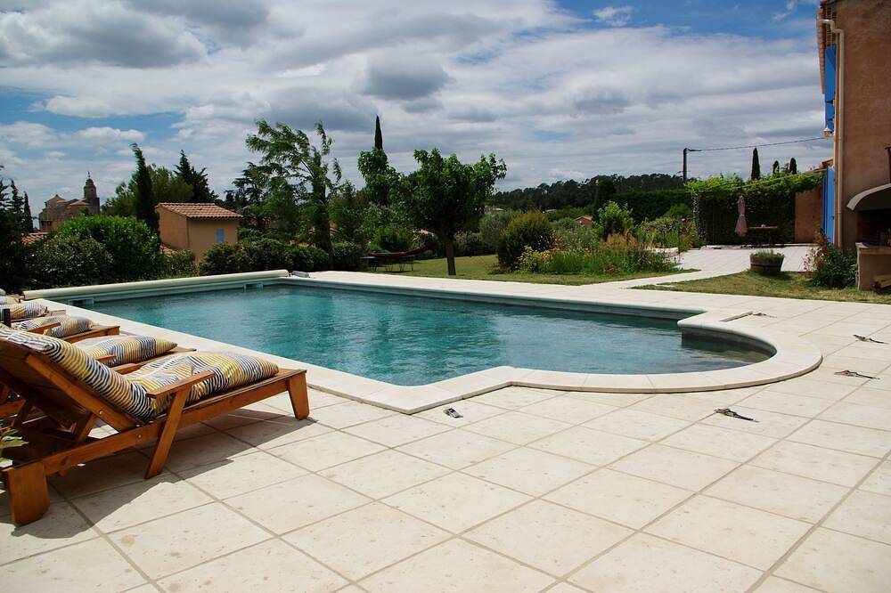 Geheel appartement, Foot of Mont Ventoux beautiful air-conditioned cottage with garden in Bédoin, Parc naturel régional du Mont-Ventoux