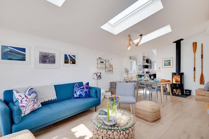 Cottage for 4 people, with garden in Polruan