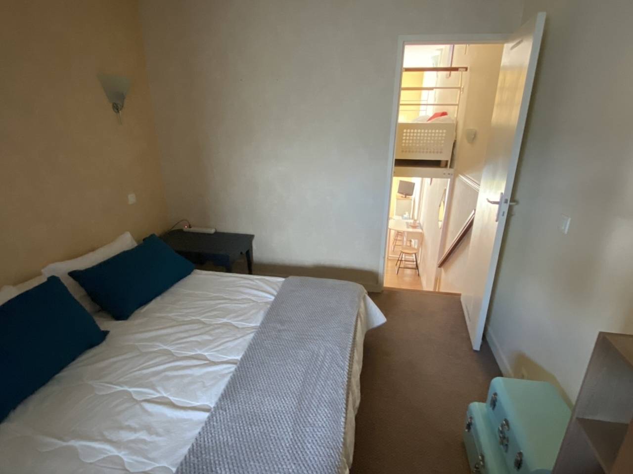 Entire apartment, Apartment for 4 with terrace and beach access in Le Croisic, Côte d'Amour