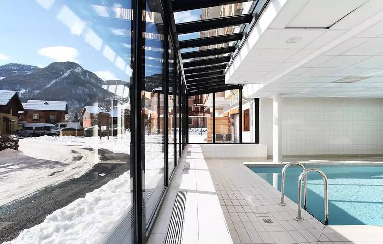 Gîte pour 8 personnes, avec piscine, animaux acceptés à La Salle-les-Alpes - 3