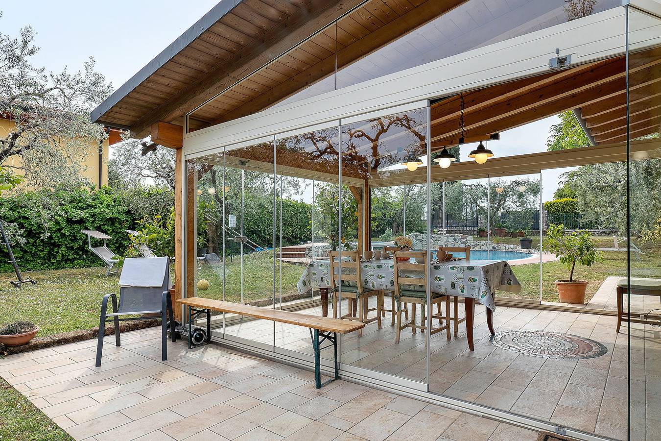 Casa Elisa: Bergblick, Wlan & Klimaanlage nahe Gardasee in Torri del Benaco, Gardasee-Berge