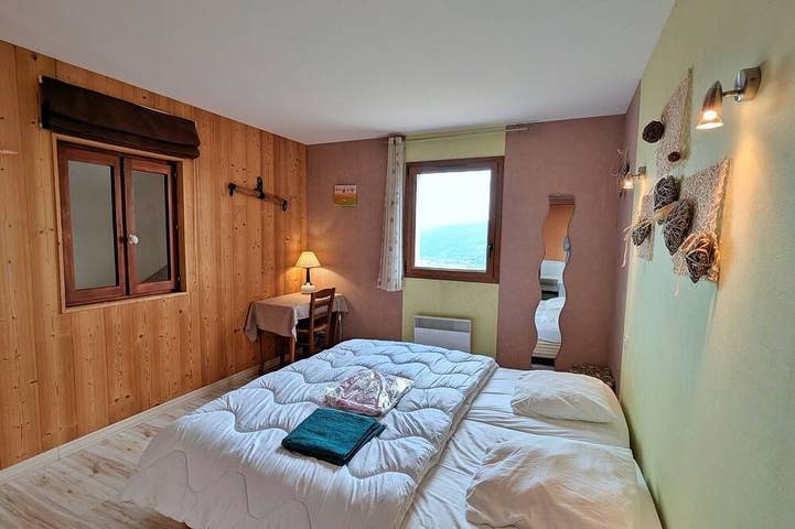 Geräumiges modernes Ferienhaus, 8 Pers, private Terrasse, Haustiere erlaubt, Wlan in Vagney, Regionaler Naturpark Belchen der Vogesen