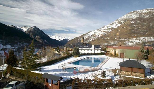 Double Room with Private Bathroom in Naut Aran, Baqueira Beret