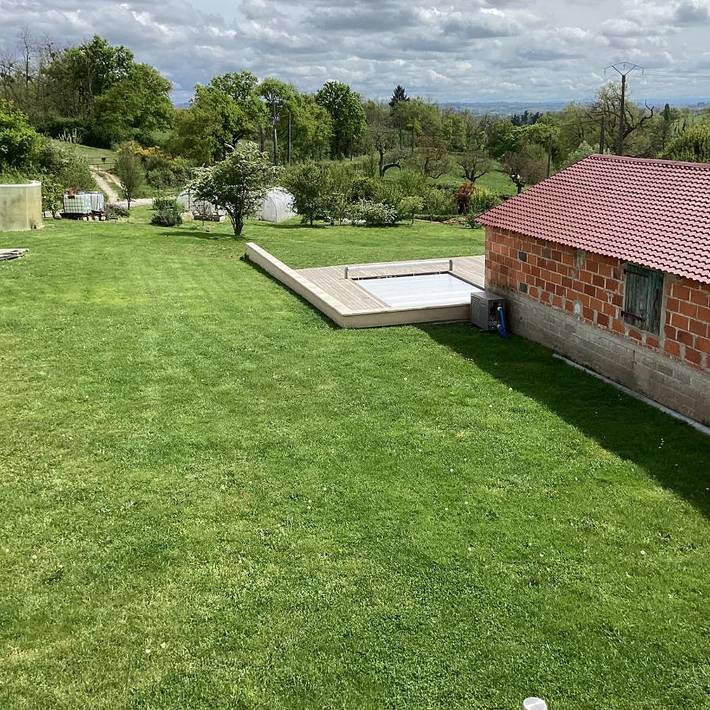 Chambre d’hôte pour 5 personnes, avec vue et piscine ainsi que jardin et terrasse dans Allier - 2