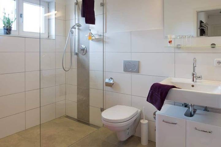 Ganze Wohnung, Ferienwohnung im Erdgeschoss, 60qm, mit 1 seperaten Schlafzimmer, in Nußdorf am Inn, Bayerische Alpen