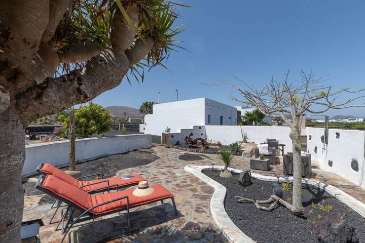 Casa rural para 2 personas, con jardín en San Bartolomé - 3
