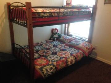 Vacation House for 7 Guests in Chipita Park, South Central Colorado, Picture 4