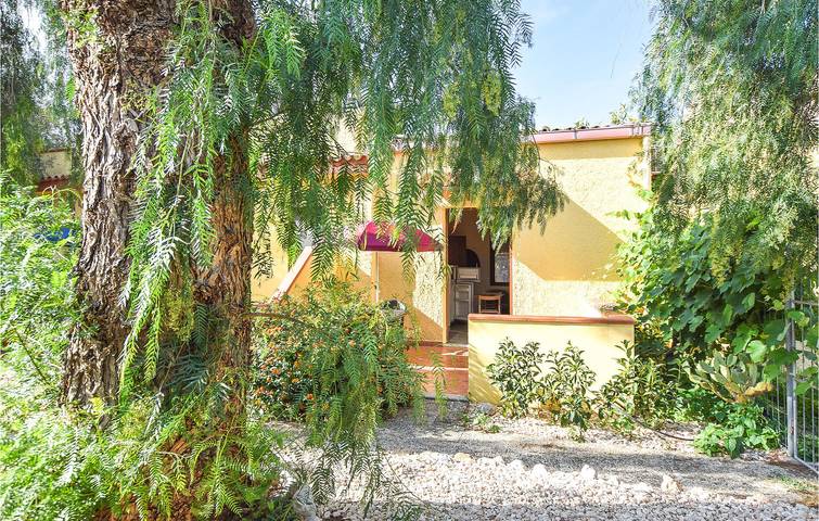 Ferienhaus für 3 Personen, mit Terrasse und Garten, kinderfreundlich in Syrakus - 2