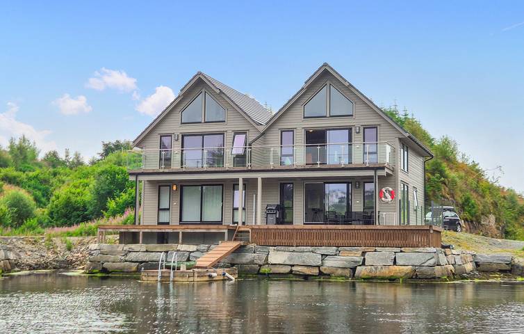 Ferienhaus für 10 Personen, mit Terrasse in Bømlo