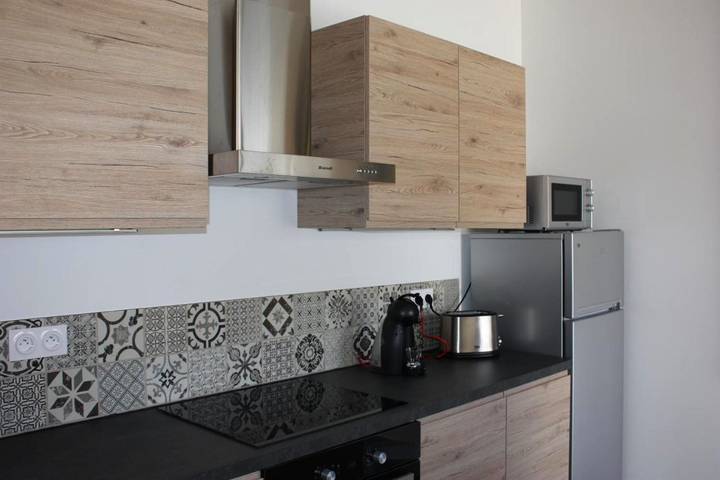 Gîte pour 5 personnes, avec terrasse et jacuzzi à Maraussan - 4