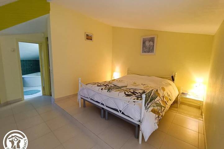 Location de vacances pour 6 personnes, avec jardin à Caillac - 3