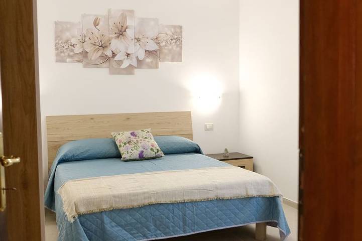 Appartamento intero, Comfortable house with private outdoor area a few steps away from Sulmona centre in Sulmona, Provincia di L'Aquila