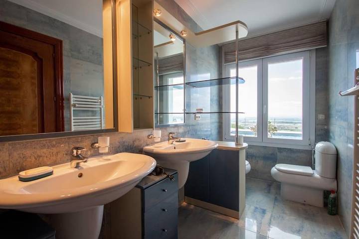 Chalet para 10 personas, con jardín y jacuzzi además de piscina y sauna en Alt Empordà - 2