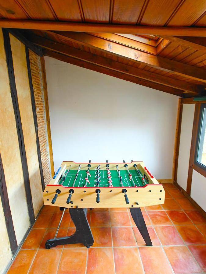 Location de vacances pour 9 personnes, avec terrasse ainsi que jardin et vue dans Office de Tourisme de Bergerac Sud Dordogne - 2