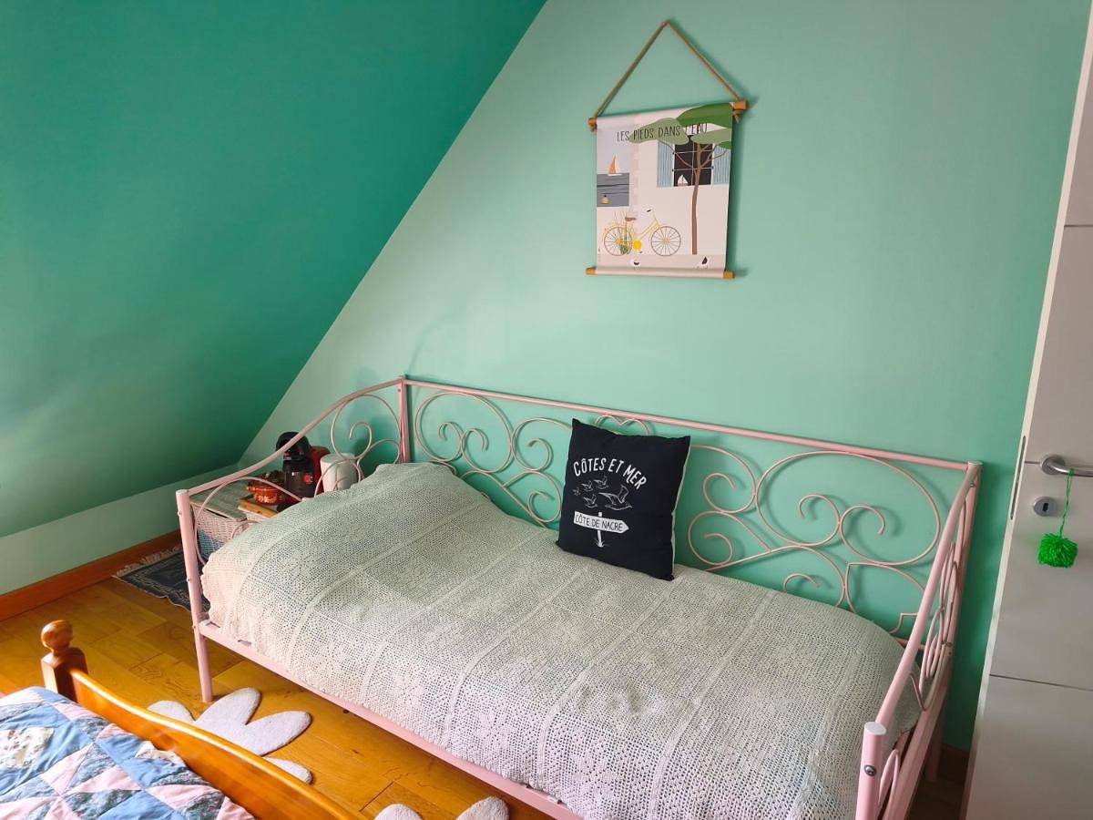 Appartement de vacances entier, Double Room in Douvres-la-Délivrande, Région de Caen