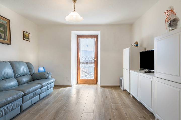 Entire apartment, Pet-Friendly Apartment Edik with Mountain View & Terrace in San Sebastiano (Folgaria), Folgaria