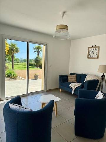 Gîte pour 7 personnes, avec terrasse et jardin, animaux acceptés à Pléguien