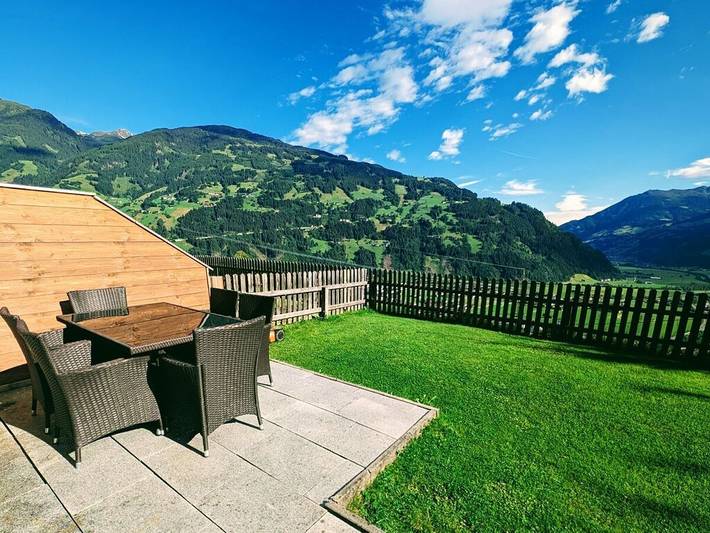 Ferienwohnung mit 2 Schlafzimmer in Hainzenberg, Zillertaler Alpen