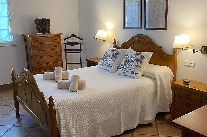 Cottage für 8 Personen, mit Garten und Whirlpool sowie Terrasse auf Menorca - 3