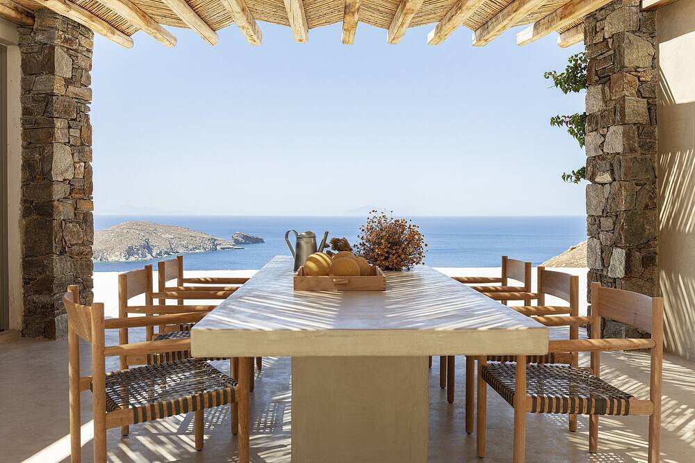 Villa 'Kir Mimis Awarded Cycladic Villa ' with Sea View, Wi-Fi and Air Conditioning in Cyclades