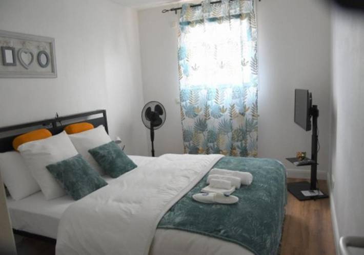 Gîte pour 2 personnes, avec terrasse dans Plage du Lac de Bordeaux - 3