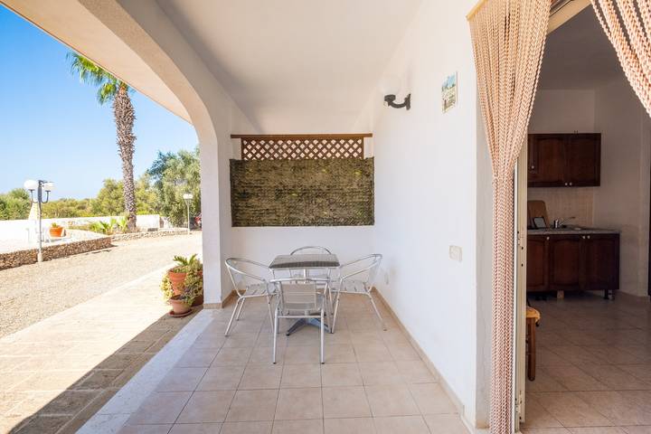 Geheel appartement, Appartement 'Marubium - Castigno' met Gedeeld Zwembad, Wi-Fi en Airconditioning in Maruggio, Golf van Tarente