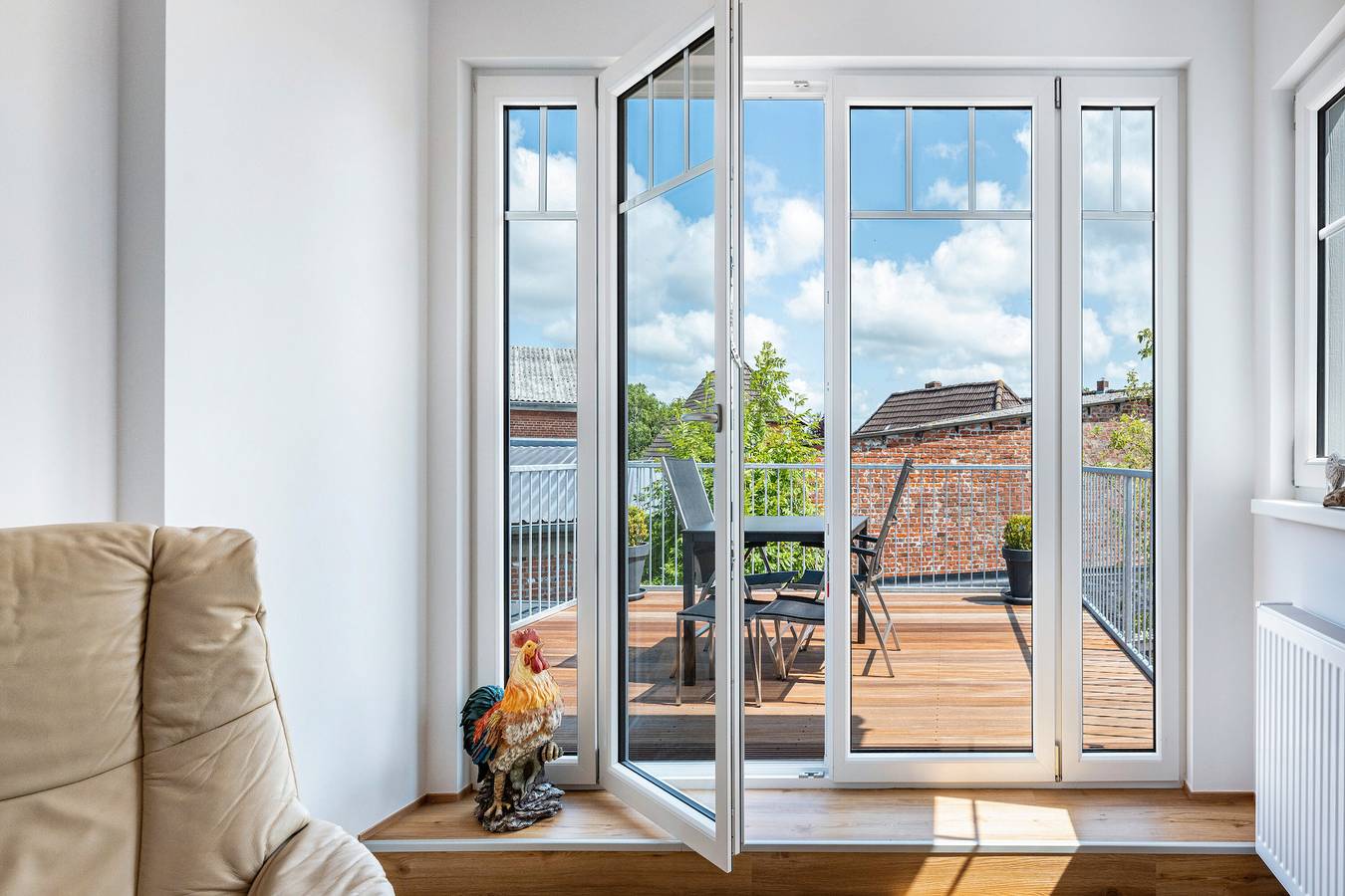 Ganze Wohnung, Ferienwohnung 'Nordseeperle' mit Dachterasse und Wi-Fi in Wesselburen, Wesselburen und Umgebung Region